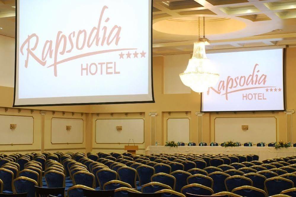 Hotel Rapsodia City Center Botoşani Esterno foto